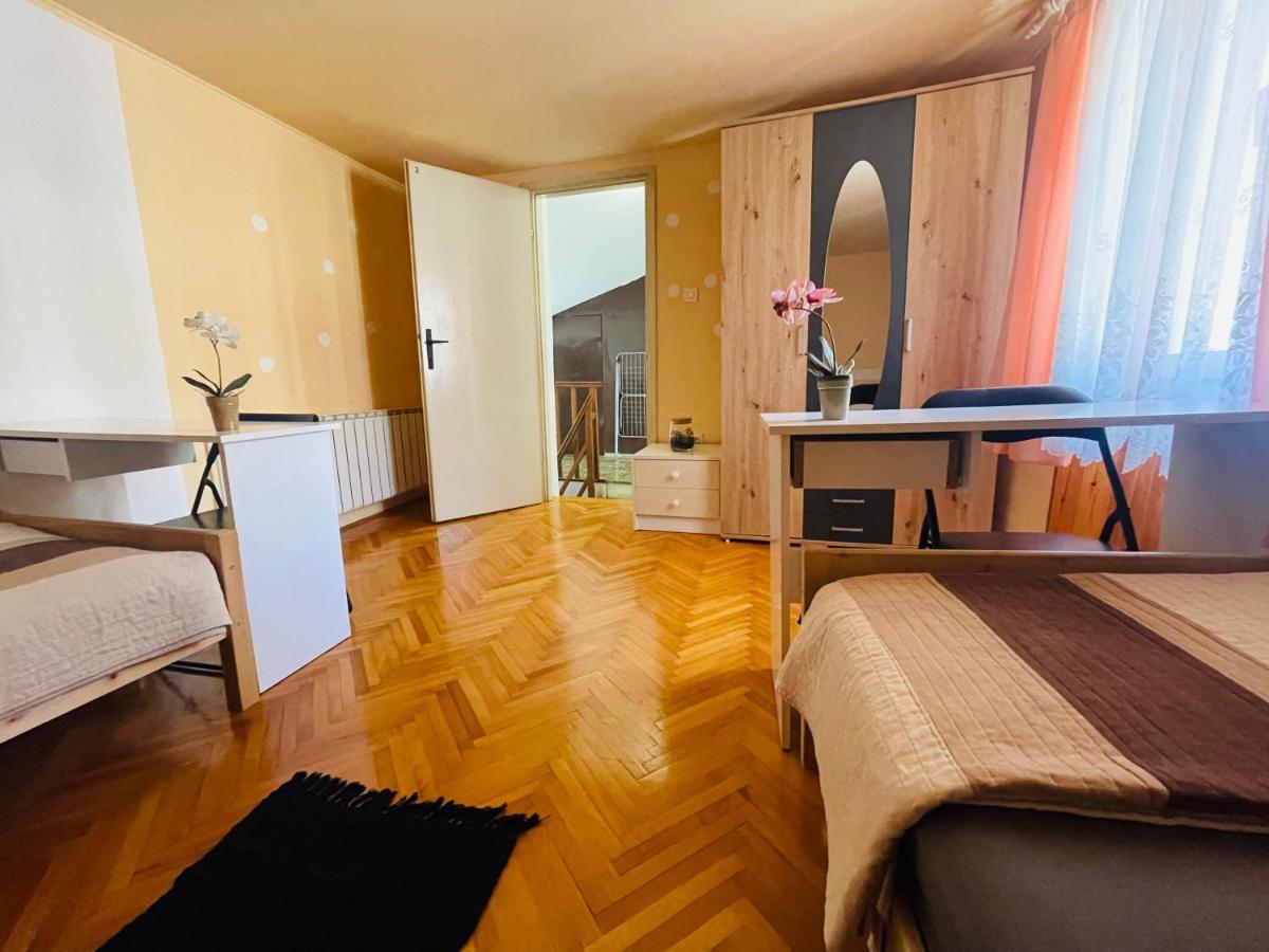 House365 Hotel Koper Eksteriør billede